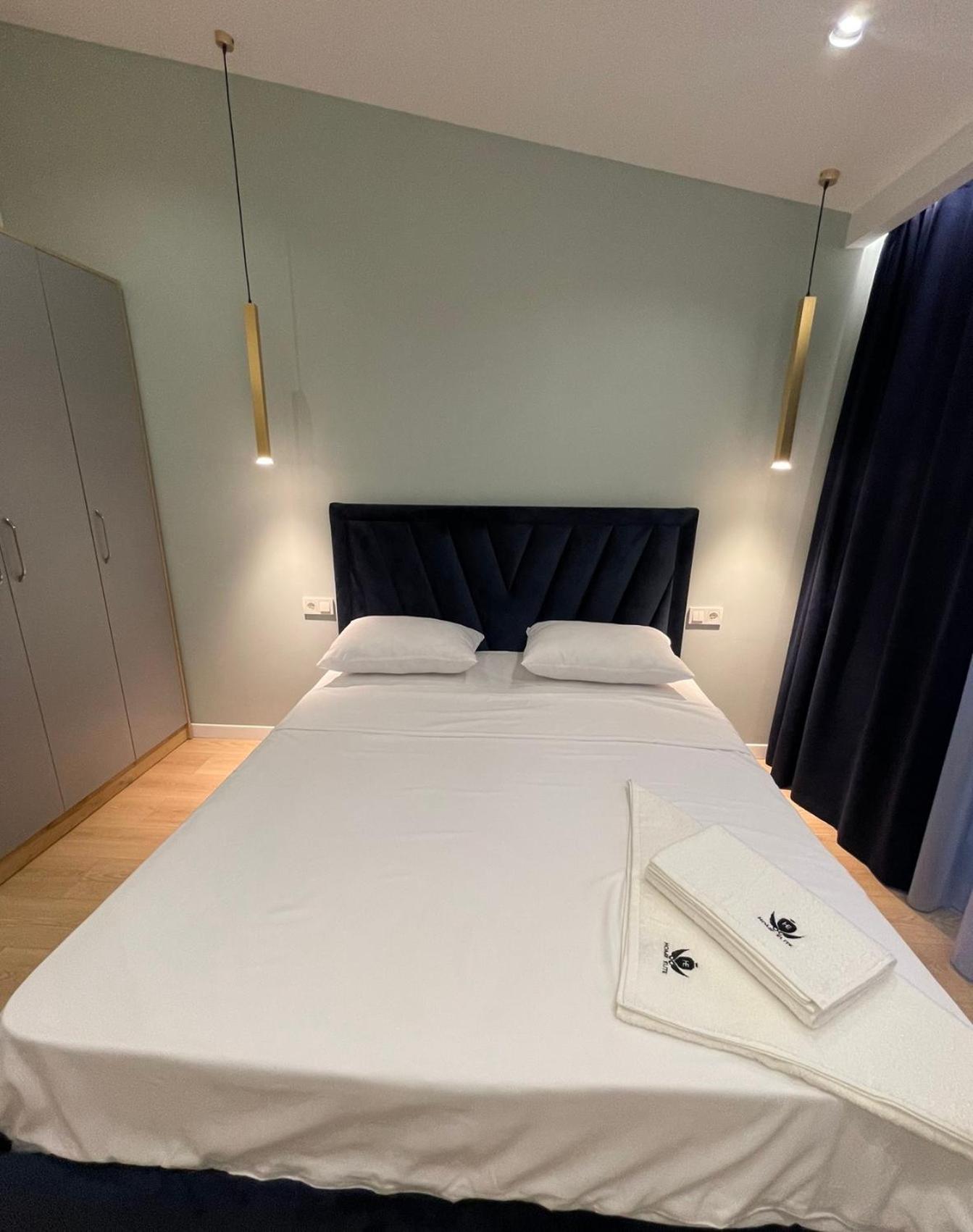 Aygestan Plaza Lejlighedshotel Jerevan Eksteriør billede