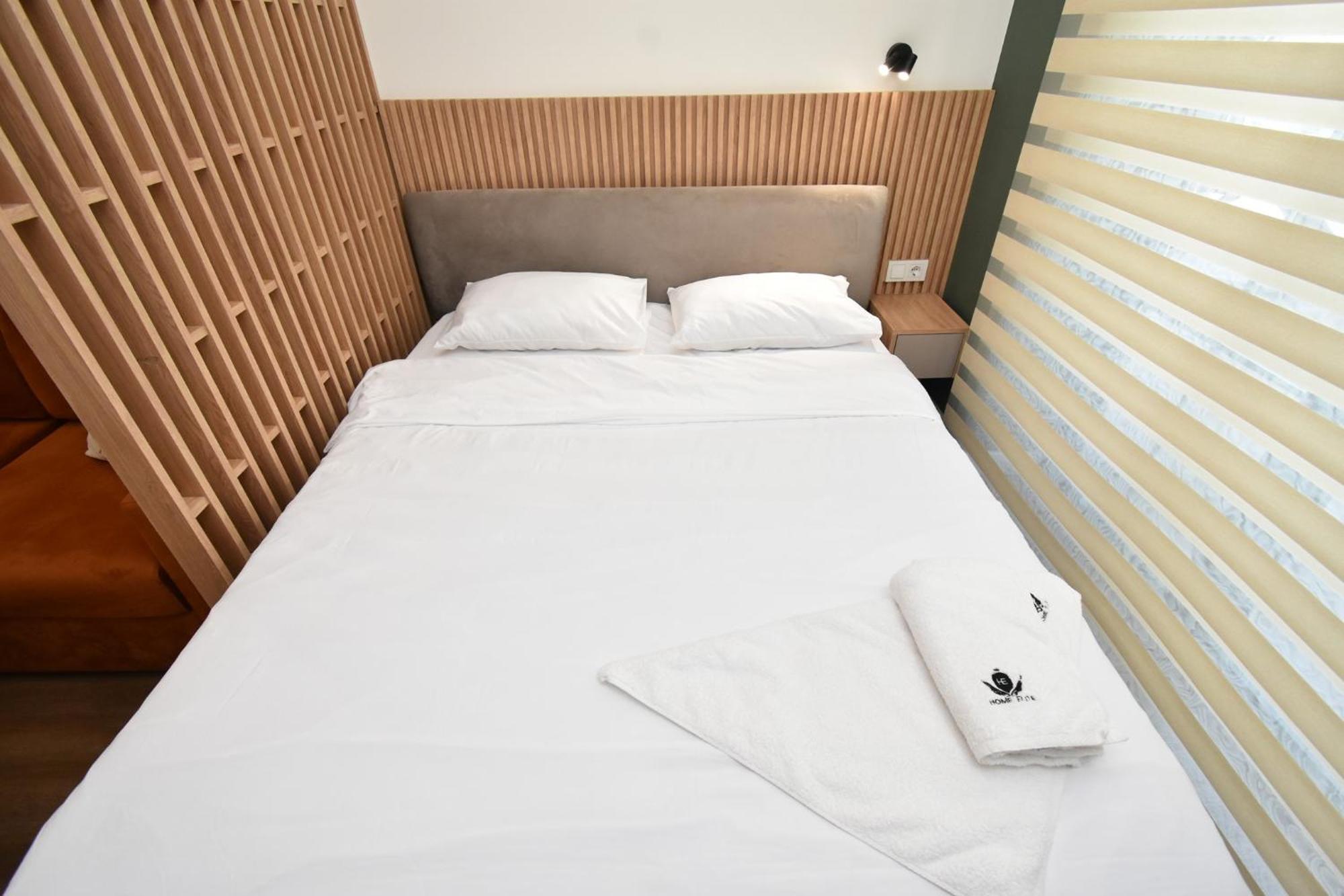 Aygestan Plaza Lejlighedshotel Jerevan Eksteriør billede
